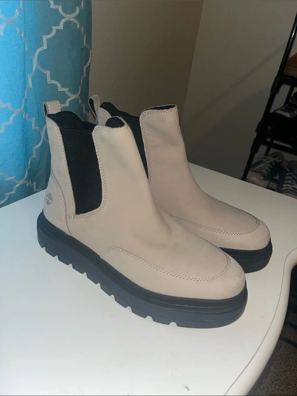Timberland Cream Chelsea Lug Sole Booties with Black Elastic